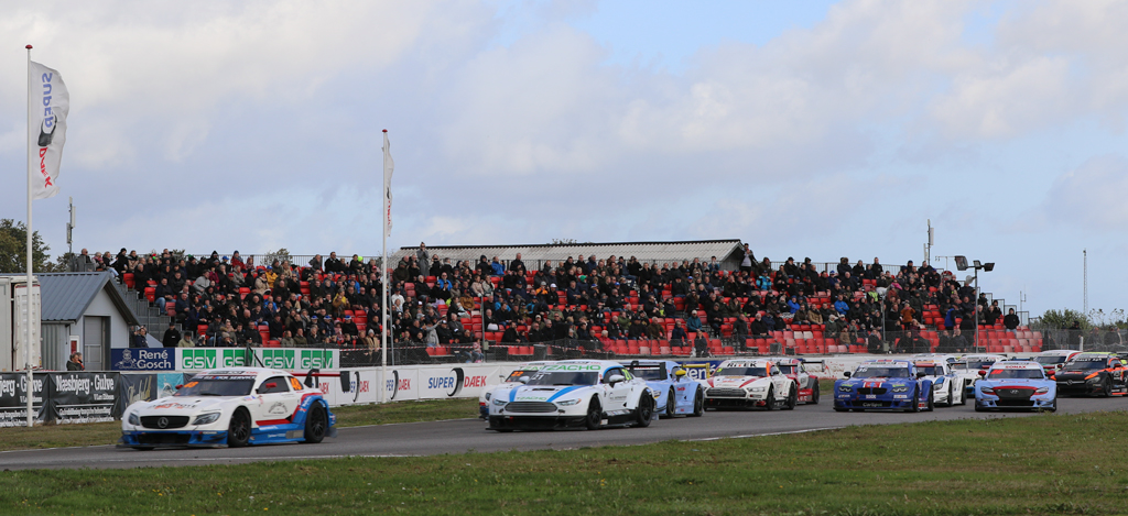 Topklassen ved åbningsløbet på Padborg Park er Super GT Danmark klassen.
(Foto: Motorsporten.dk)